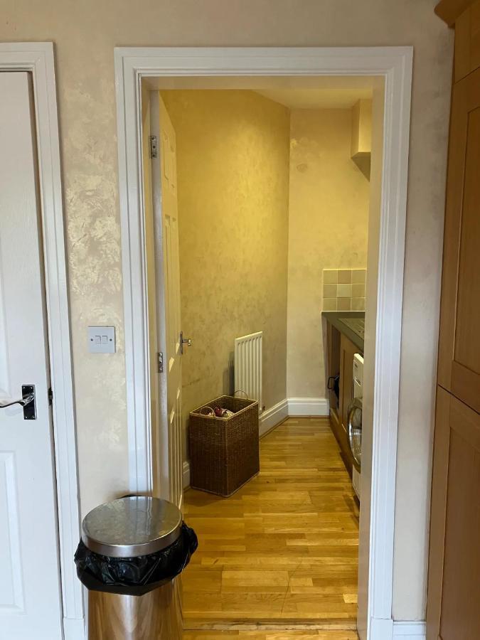 Central Chester Bedrooms Exterior foto